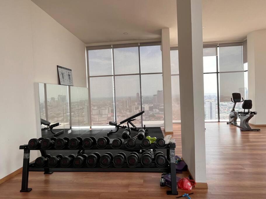 Apartment Urban Vista @ The Quartz Residence: Center Retreat With Infinitypool *